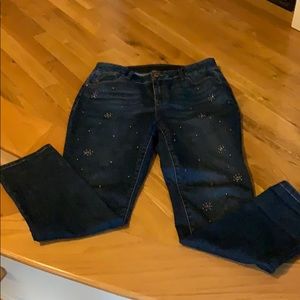 😍 Chico’s 1 P studded jeans